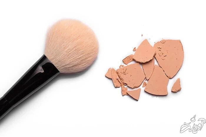 درست کردن پنکیک خرد شده لوازم آرایش شکسته